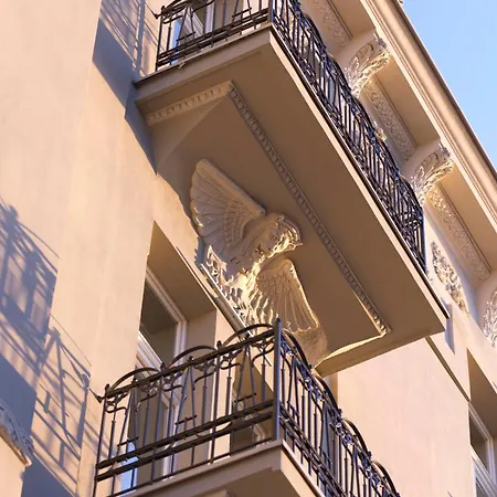 The Bristol 5* Βελιγράδι