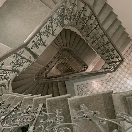 The Bristol 5* Βελιγράδι