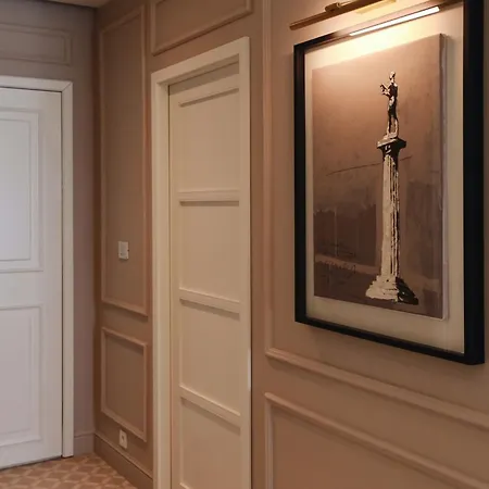 The Bristol Βελιγράδι