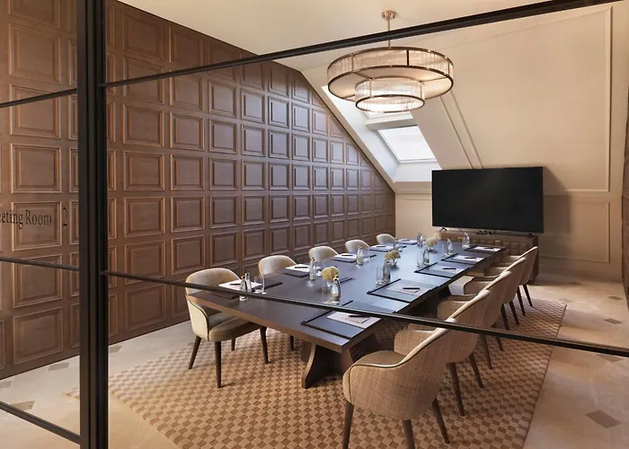 Hotel The Bristol 5*