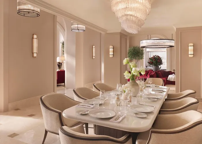 The Bristol Hotel 5*