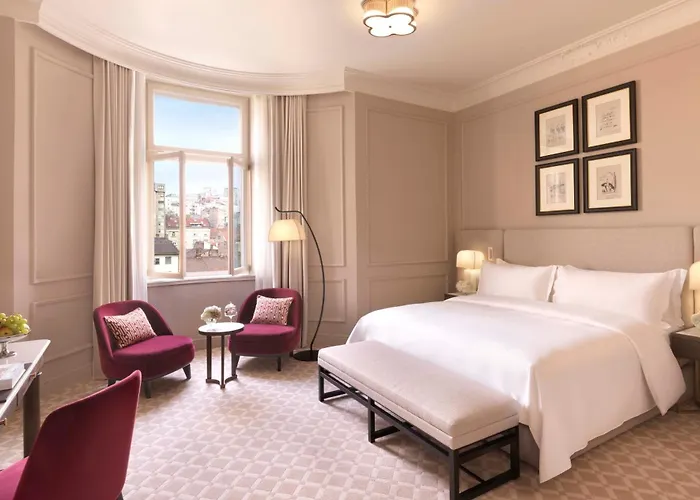 The Bristol Hotel 5*